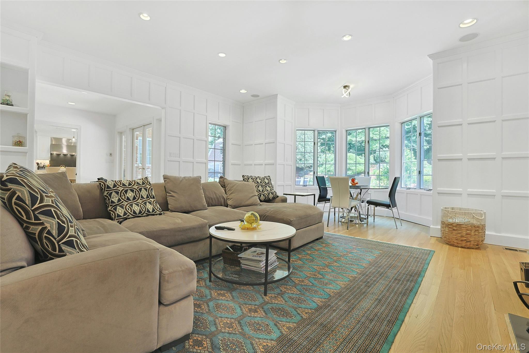 10 Hidden Oak Road Armonk, NY 10504 - Photo 5 of 36