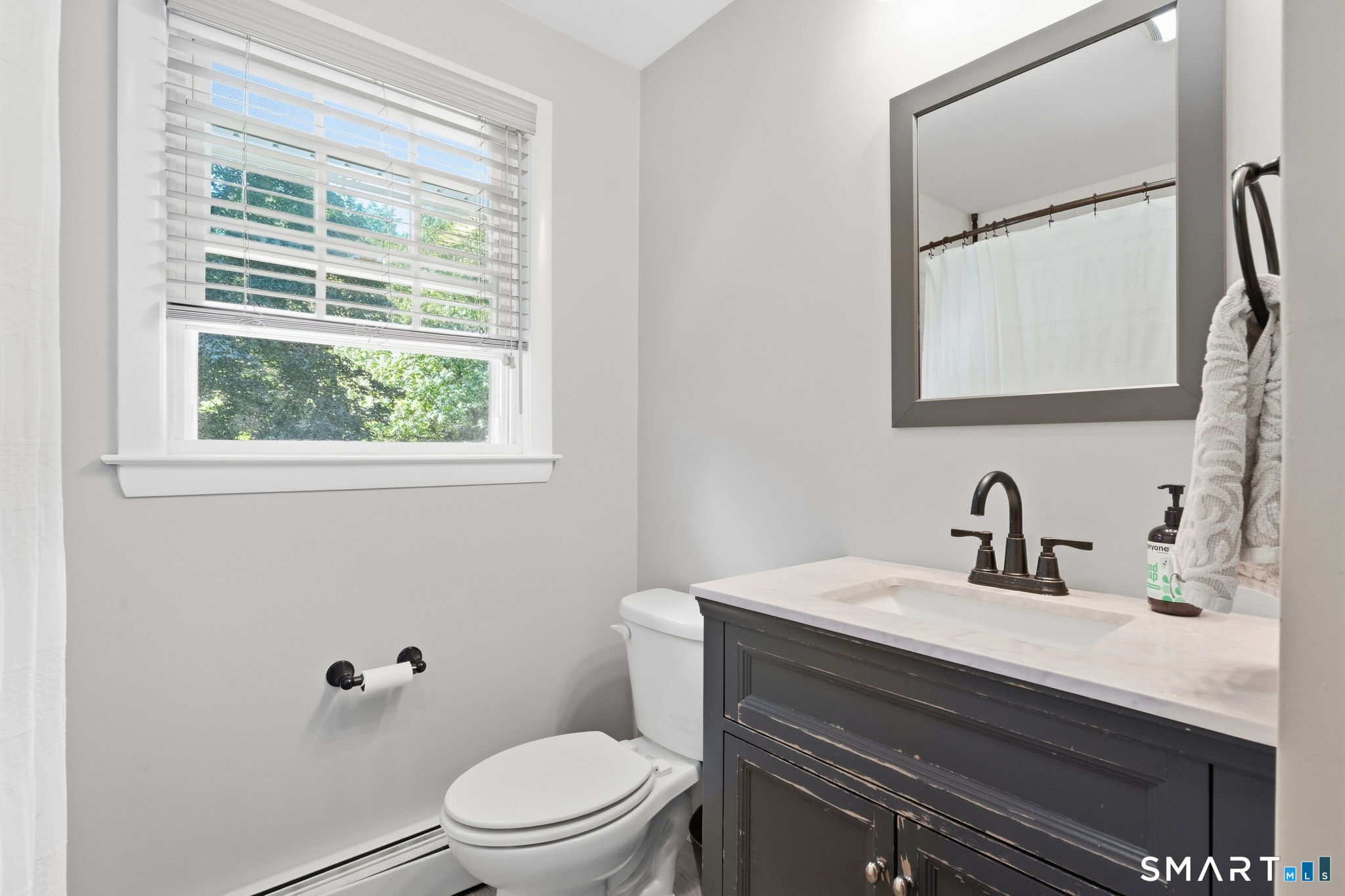 50 Parker Farms Road Wallingford, CT 06492 - Photo 27 of 39 Upstairs Bathroom