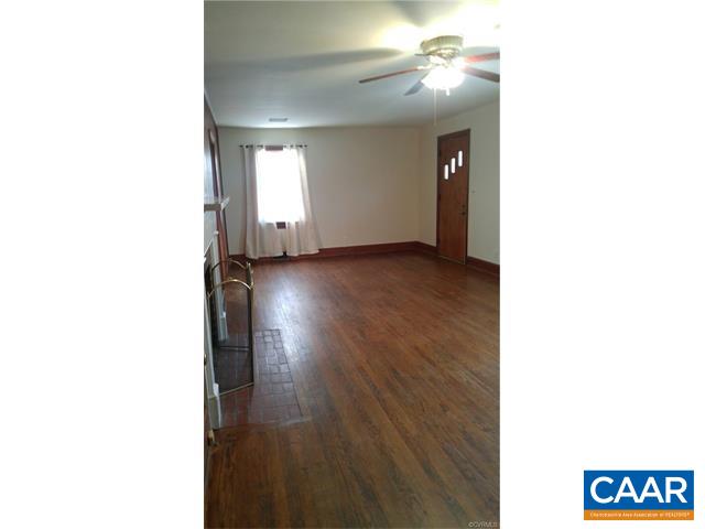 343 Lee Wayside Road Buckingham, VA 23921 - Photo 12 of 18 a view of a room with wooden floor