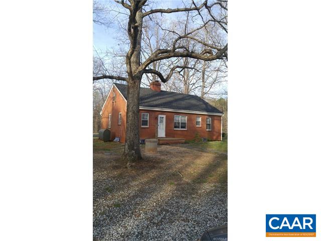 343 Lee Wayside Road Buckingham, VA 23921 - Photo 7 of 18 a view of a yard of the house
