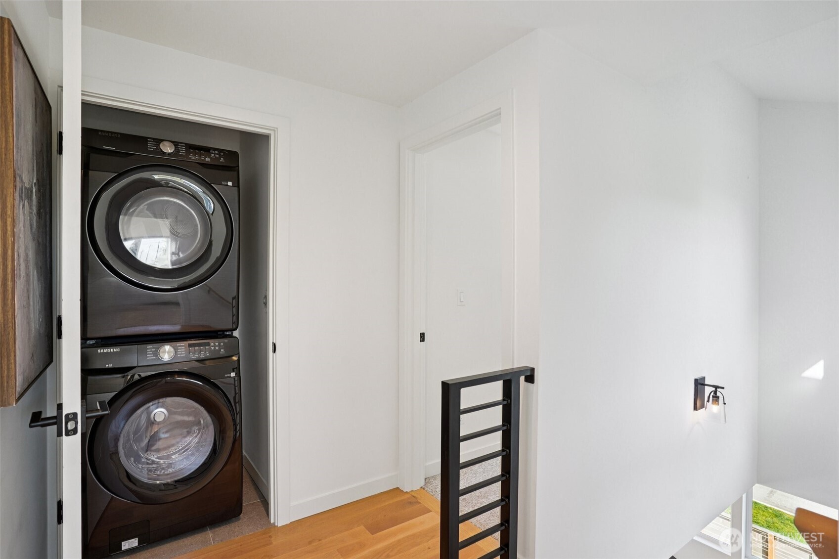 3239 61st Avenue Southwest Seattle, WA 98116 - Photo 15 of 40