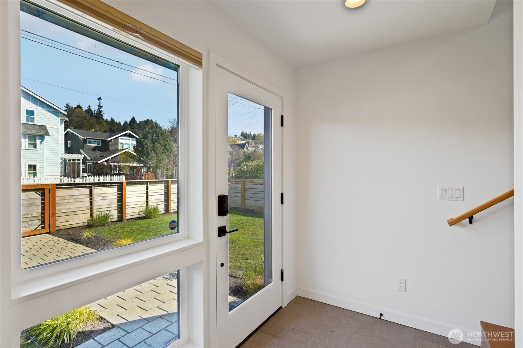3239 61st Avenue Southwest Seattle, WA 98116 - Photo 25 of 40