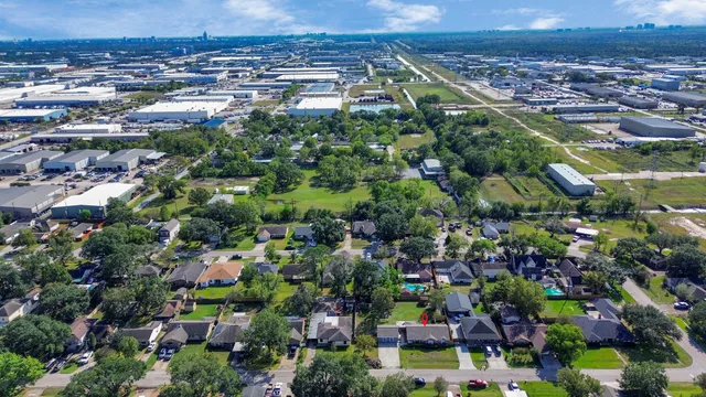 $1,200 | 11127 Melba Lane, Houston, TX 77041