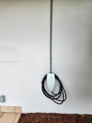 $4,000 | 10990 Southwest 57th Street, Unit 10990, Miami, FL 33173