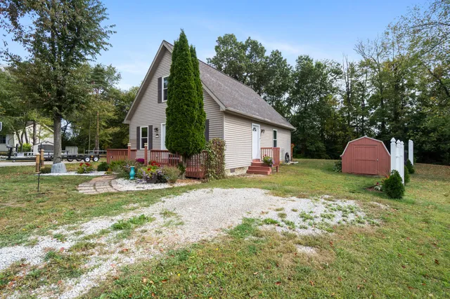 $185,900 | 12241 Grandview Drive, Jerome, MI 49249