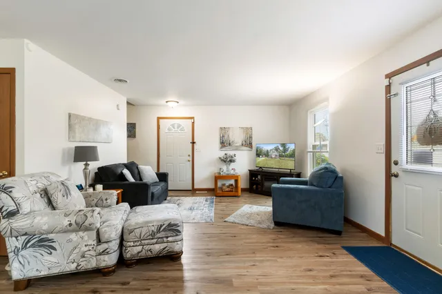 $185,900 | 12241 Grandview Drive, Jerome, MI 49249