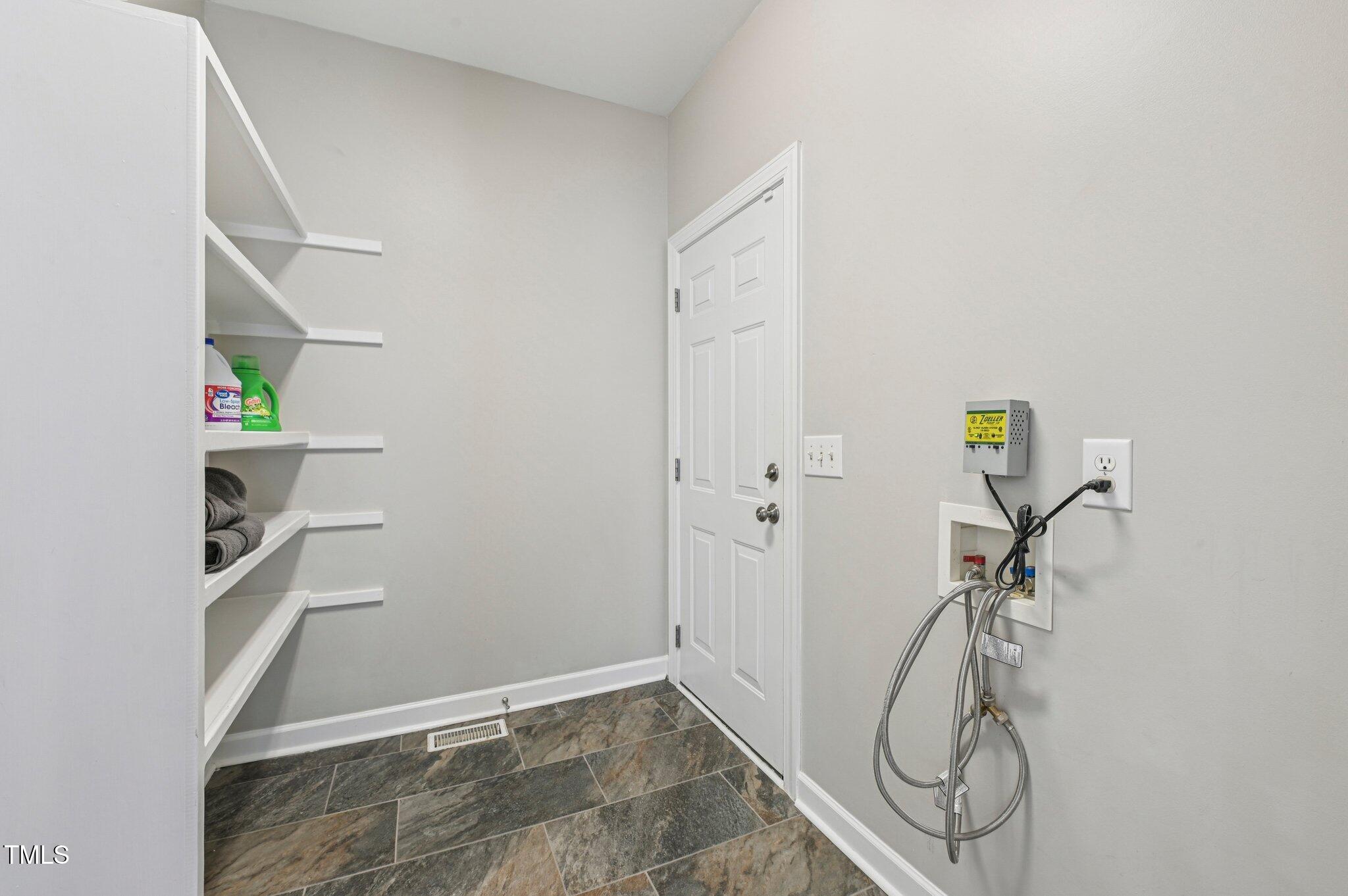 68 Jamison Drive Raleigh, NC 27610 - Photo 28 of 44 29-web-or-mls-Jamison Dr-S1608-029