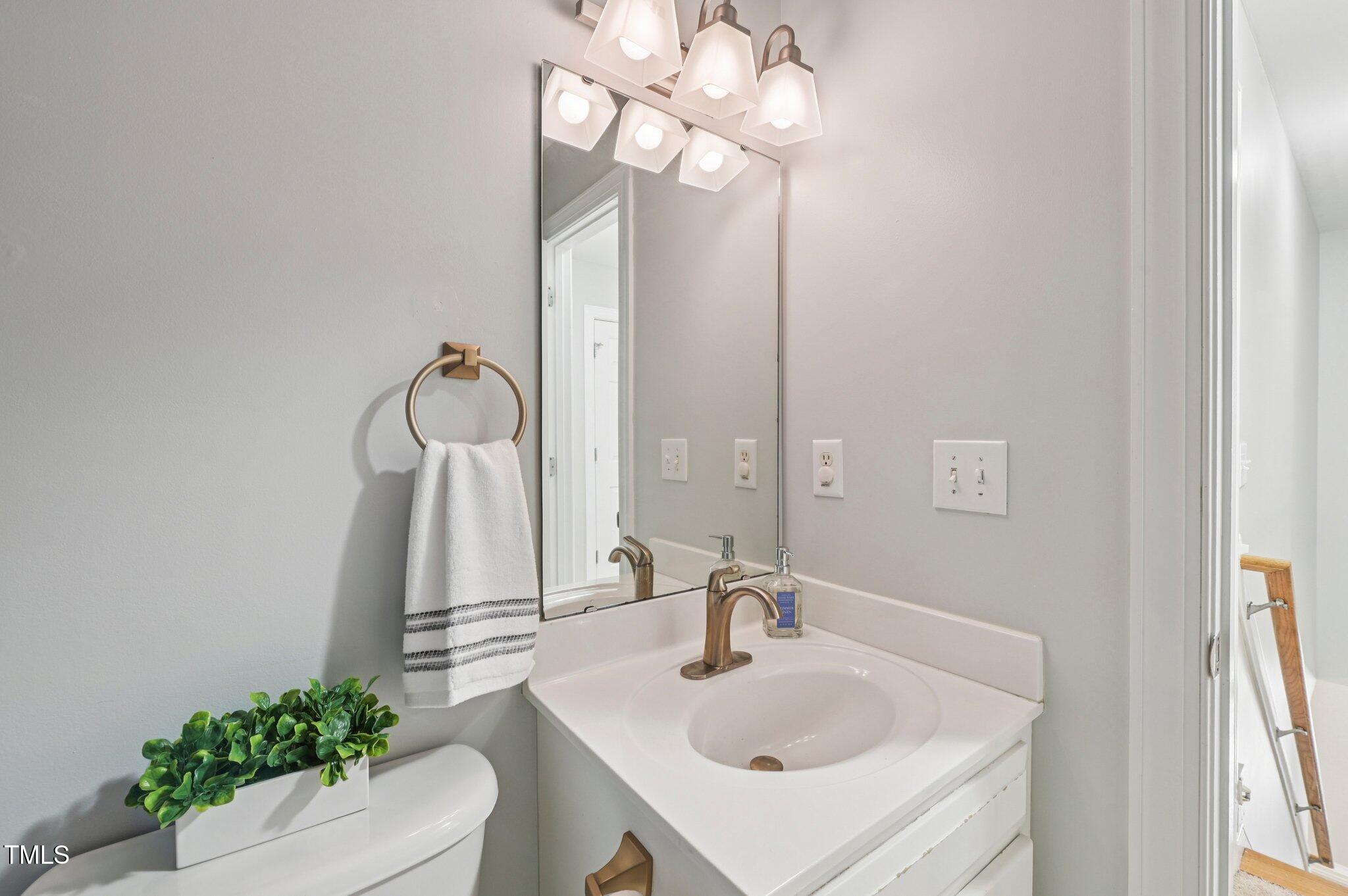68 Jamison Drive Raleigh, NC 27610 - Photo 34 of 44 35-web-or-mls-Jamison Dr-S1608-035