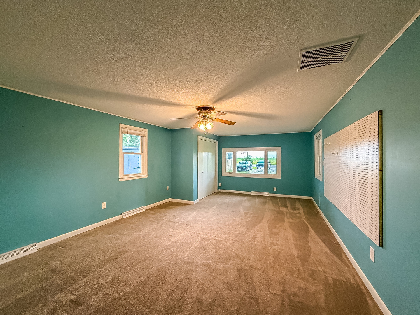 5155 Lake Road Mattoon, IL 61938 - Photo 17 of 39