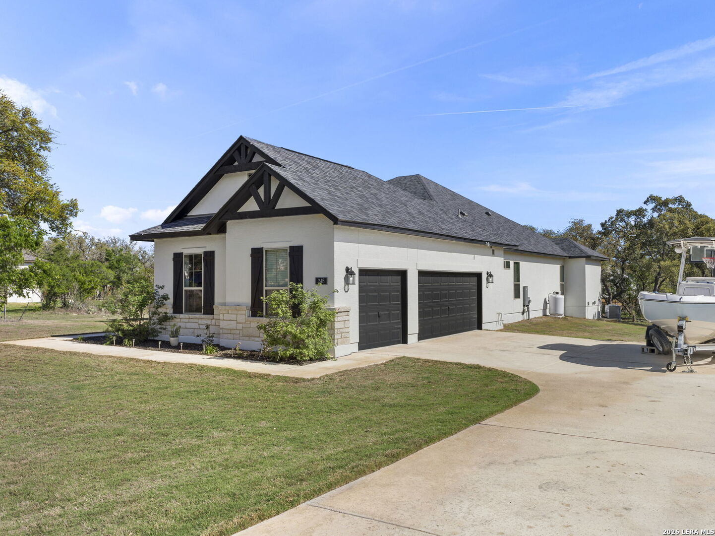245 James Way Castroville, TX 78009 - Photo 8 of 50