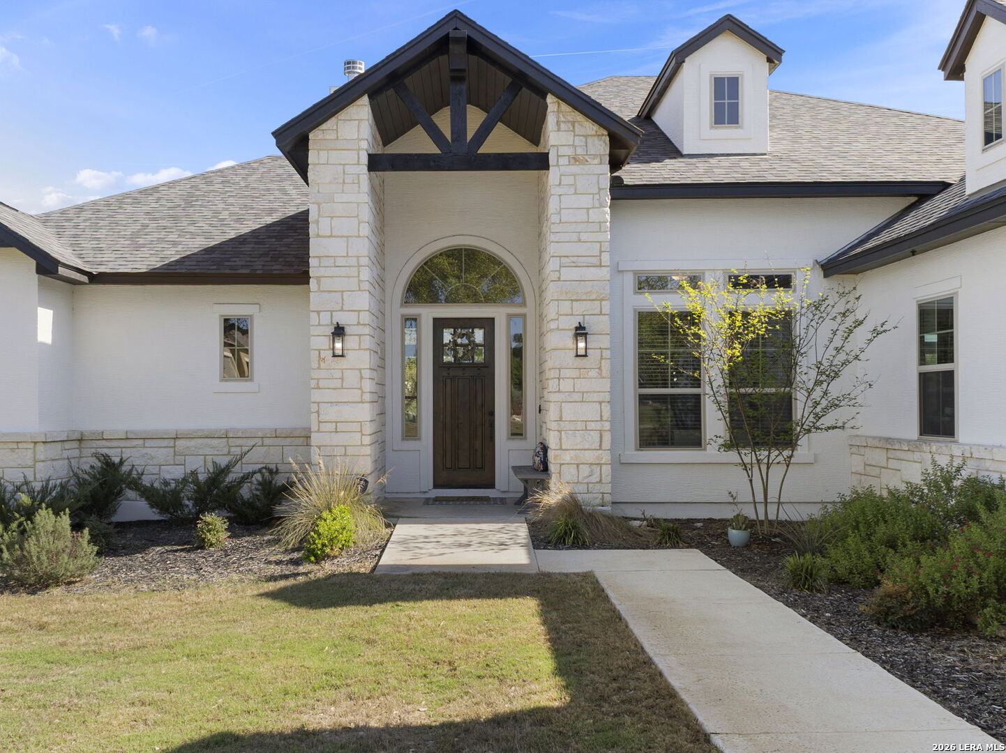 245 James Way Castroville, TX 78009 - Photo 10 of 50