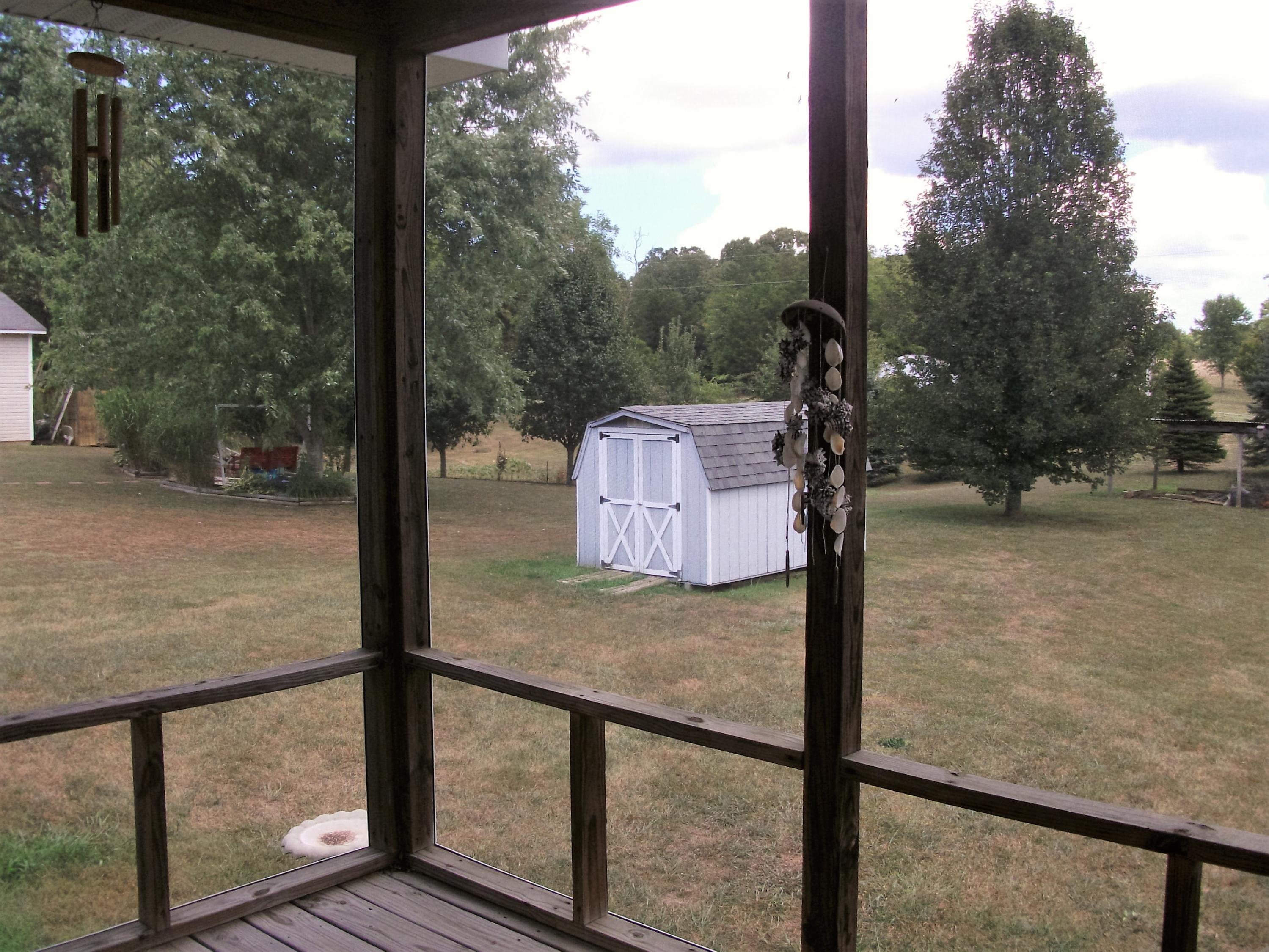 2374 Hopkins Road Talbott, TN 37877 - Photo 3 of 25 Screened Back Deck