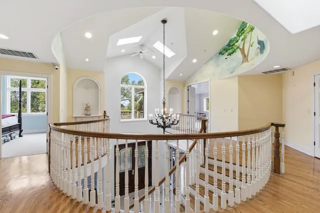 $7,500,000 | 27994 Via Ventana Way, Los Altos, CA 94022