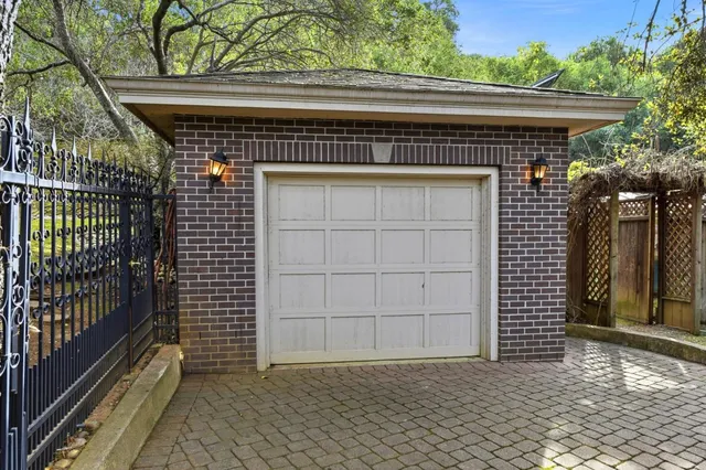 $7,500,000 | 27994 Via Ventana Way, Los Altos, CA 94022