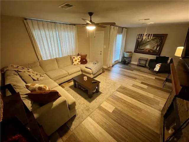 $260,000 | 215 Pineridge Court, Mandeville, LA 70448