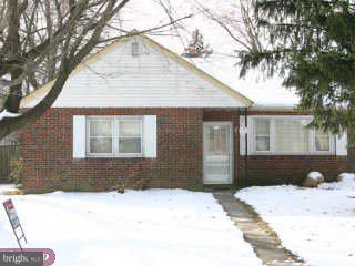 658 Rennard Street Philadelphia, PA 19116 - Photo 1 of 1 Gallery Image 1