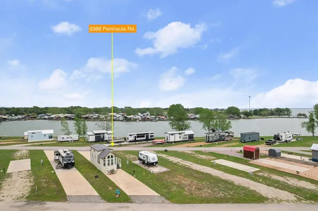 a view of a back yard with green space