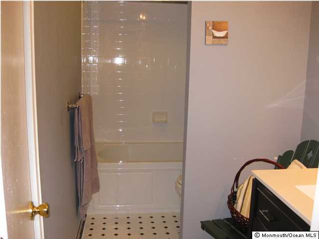 200 Portland Road, Unit B14 Highlands, NJ 07732 - Photo 17 of 24 Additional Photo