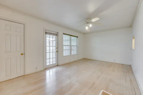 $225,000 | 910 Duncan Lane, Unit 50, Austin, TX 78705
