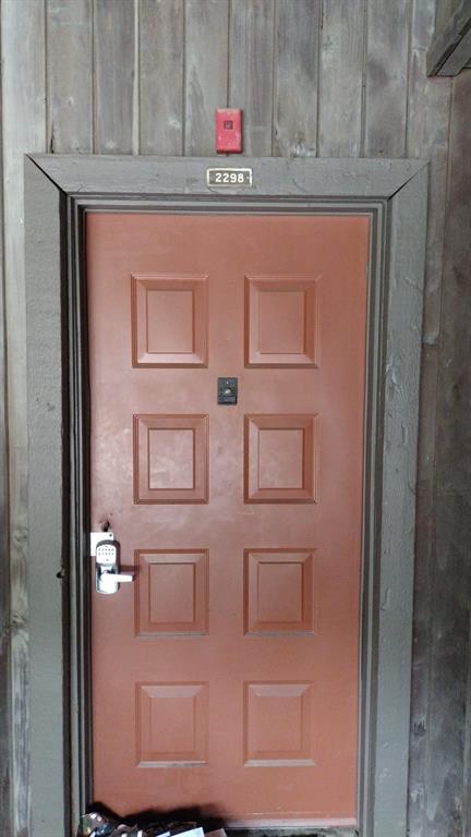 4563 North O'Connor Road, Unit 2298 Irving, TX 75062 - Photo 2 of 12 a bathroom with a sink and mirror