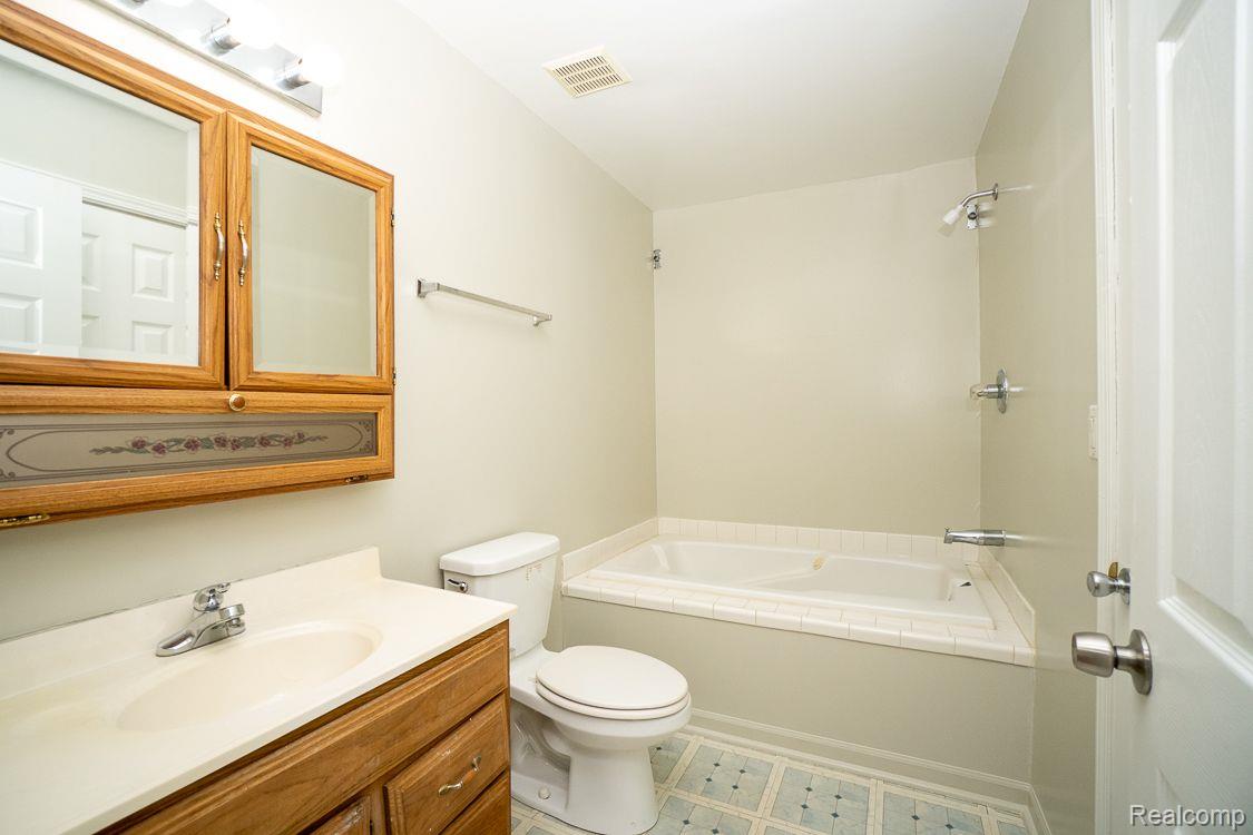 3584 South Merriman Road Wayne, MI 48184 - Photo 35 of 46 Gallery Image 35