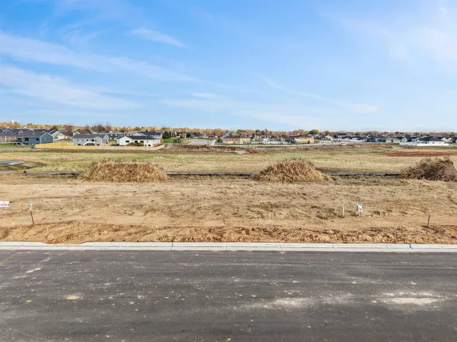 $89,900 | Lot 5 South Eight, Evansville, WI 53536