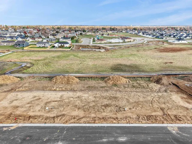 $89,900 | Lot 5 South Eight, Evansville, WI 53536