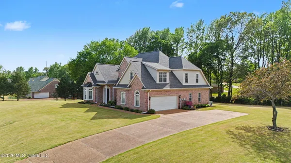 $475,000 | 8017 Camptown Lane, Olive Branch, MS 38654
