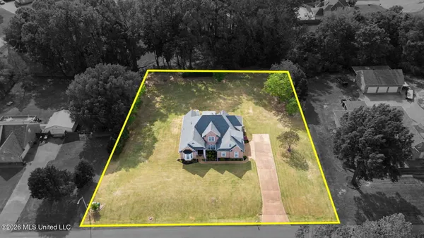 $475,000 | 8017 Camptown Lane, Olive Branch, MS 38654