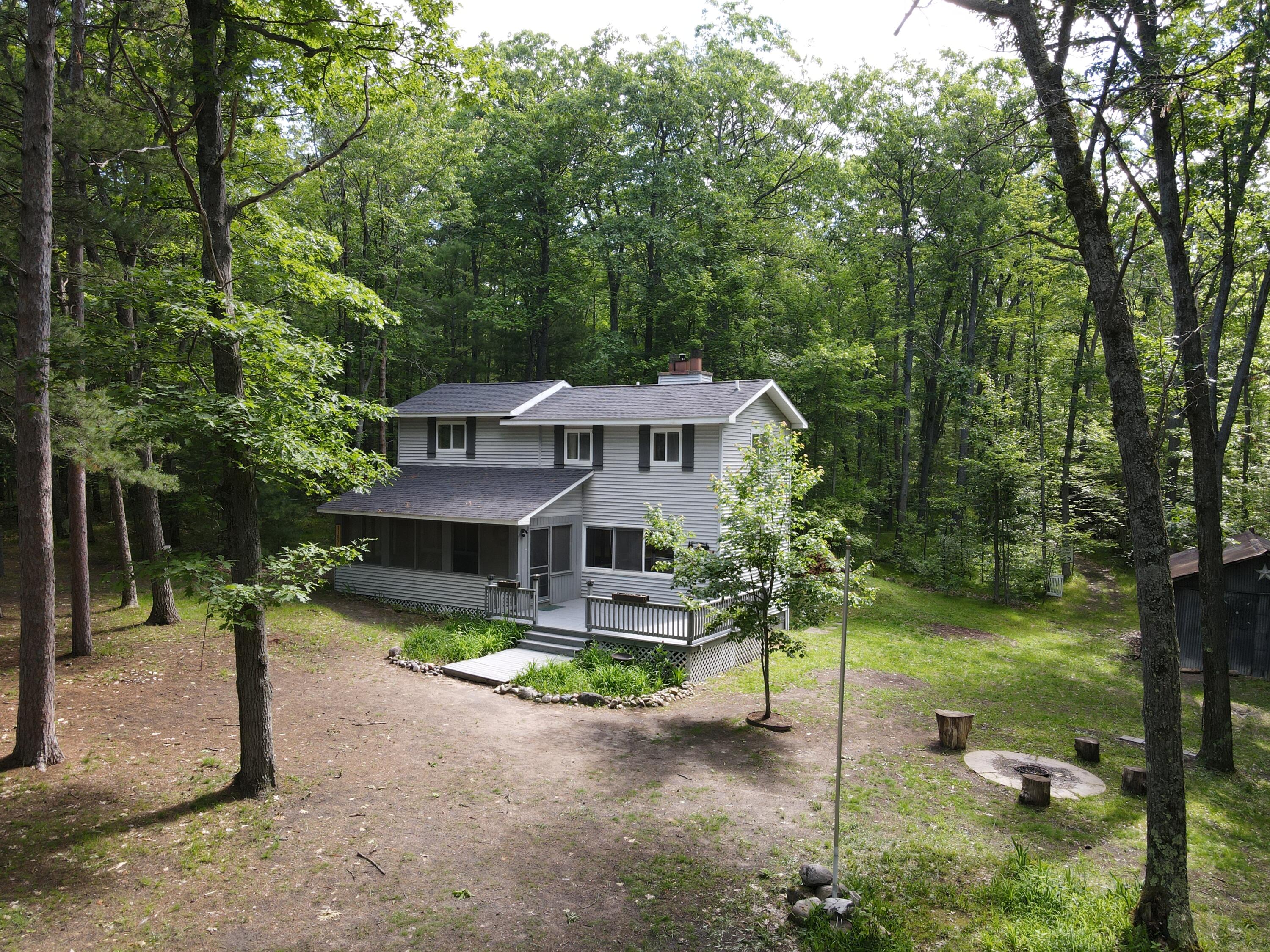 11870 Bayer Road Roscommon, MI 48653 - Photo 4 of 49