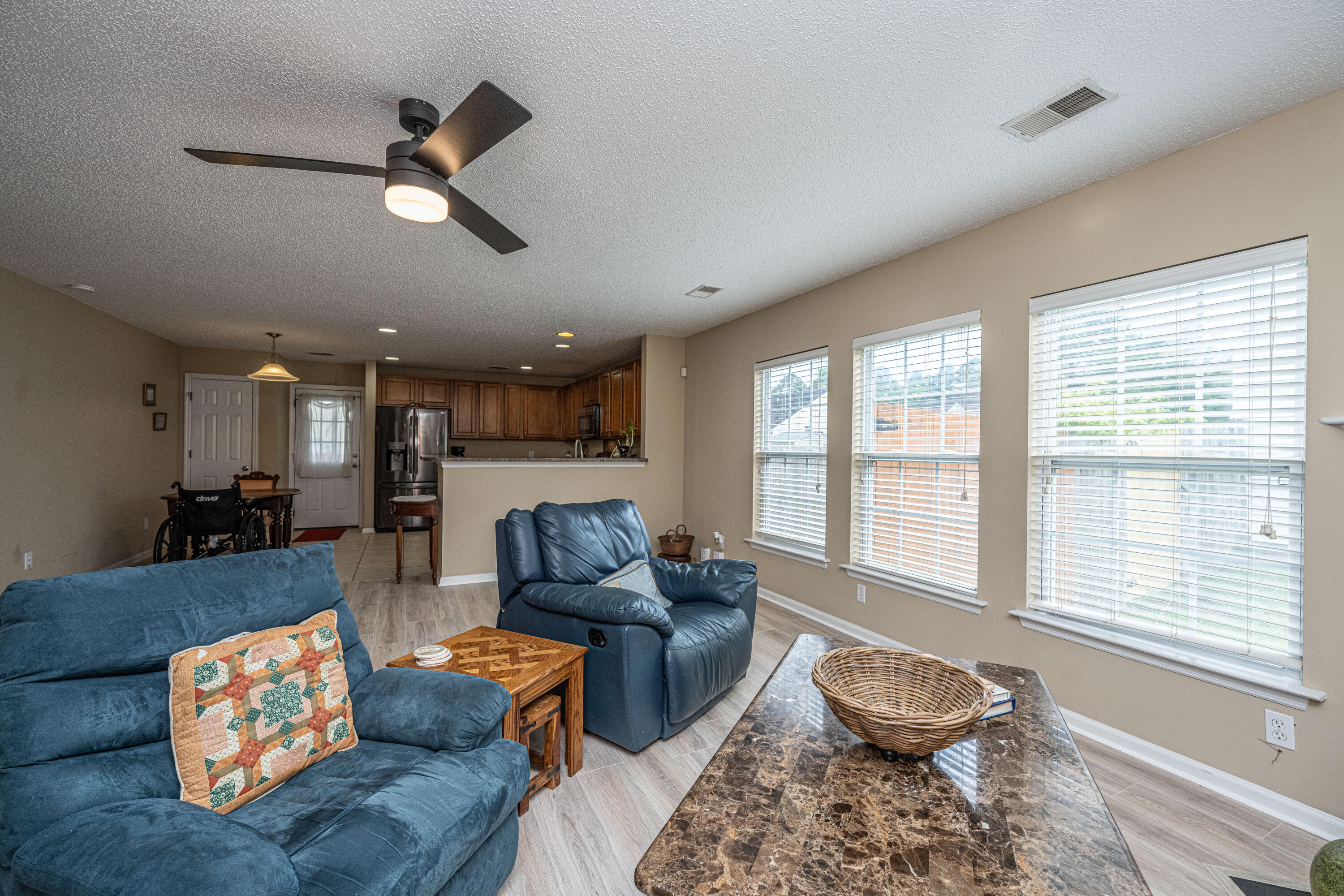 360 Briarbend Road Goose Creek, SC 29445 - Photo 12 of 70 360BriarbendRd07