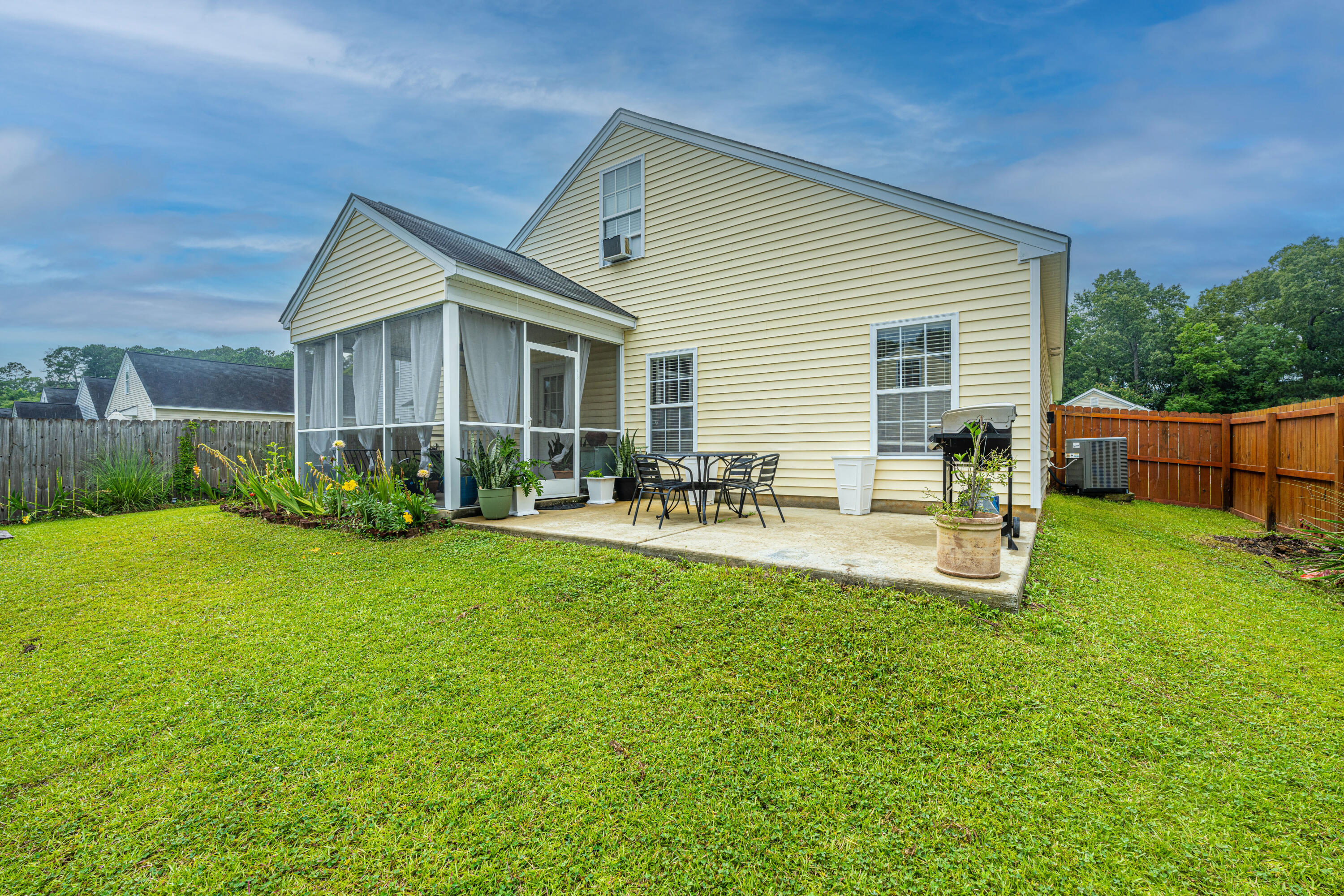 360 Briarbend Road Goose Creek, SC 29445 - Photo 36 of 70 360BriarbendRd43