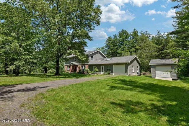 $669,000 | 1754 Harlemville Road, Ghent, NY 12037