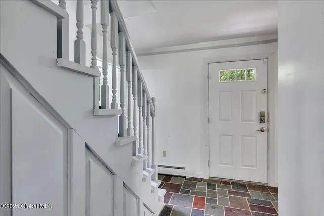 $669,000 | 1754 Harlemville Road, Ghent, NY 12037