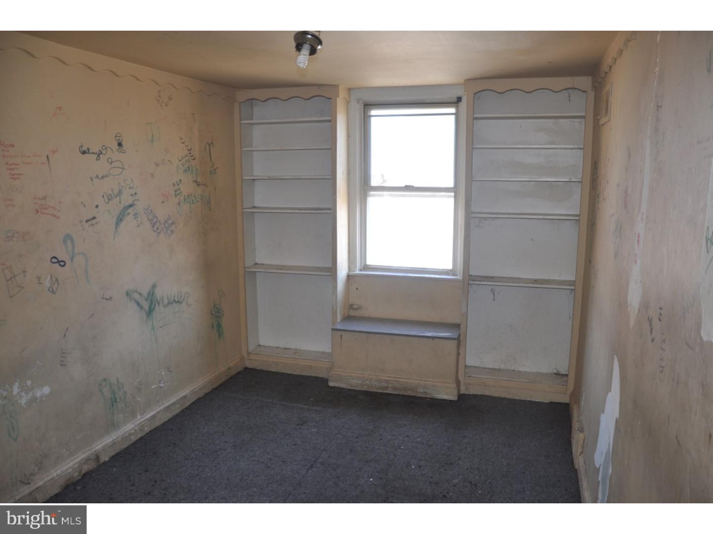 126 Spring Valley Road Darby, PA 19023 - Photo 10 of 17