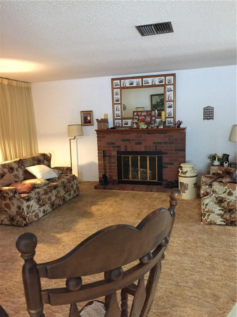 9369 Southwest 16th Street Boca Raton, FL 33428 - Photo 7 of 17 Living room