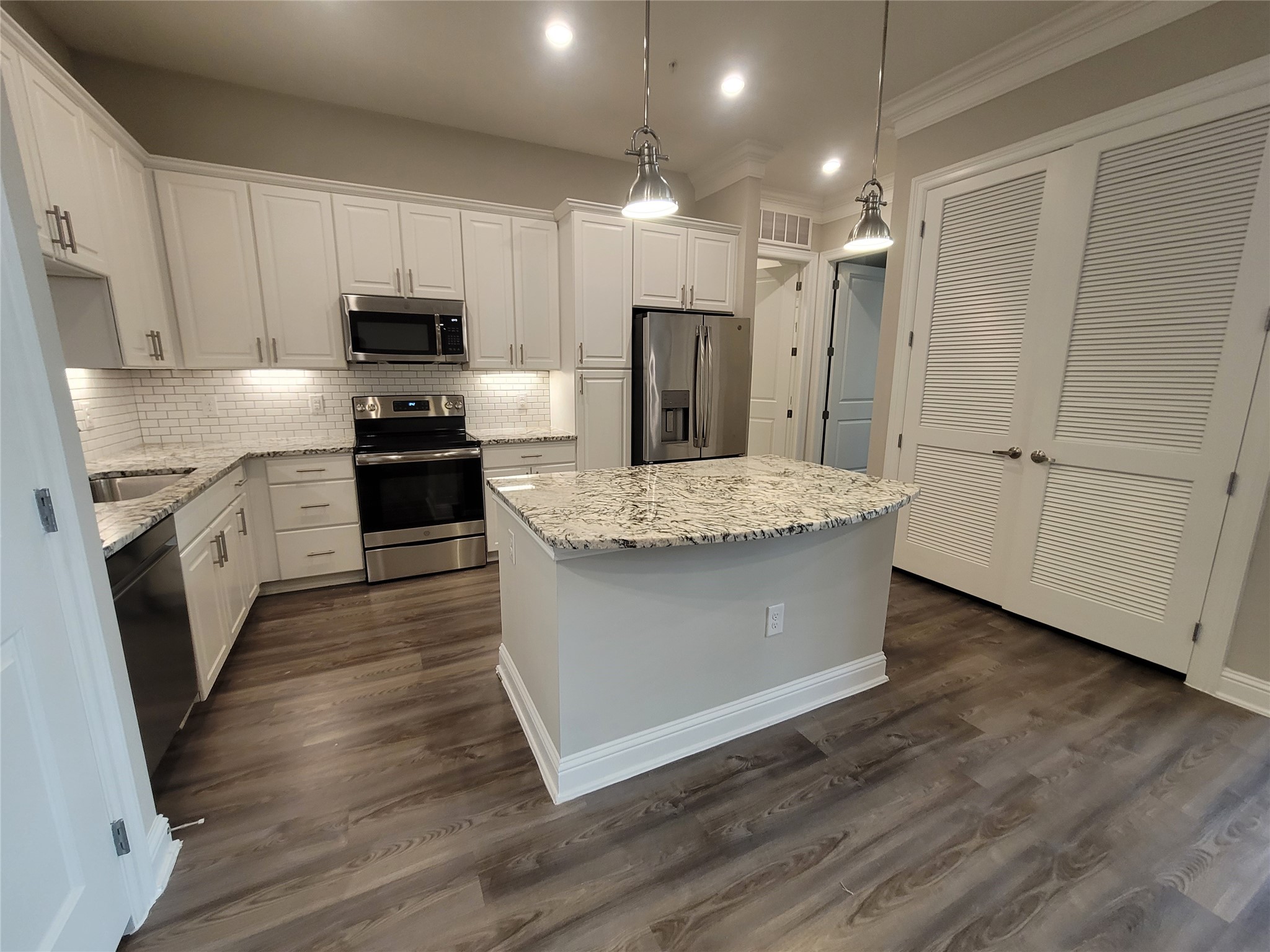 2111 Austin Street, Unit 306 Houston, TX 77002 - Photo 6 of 13