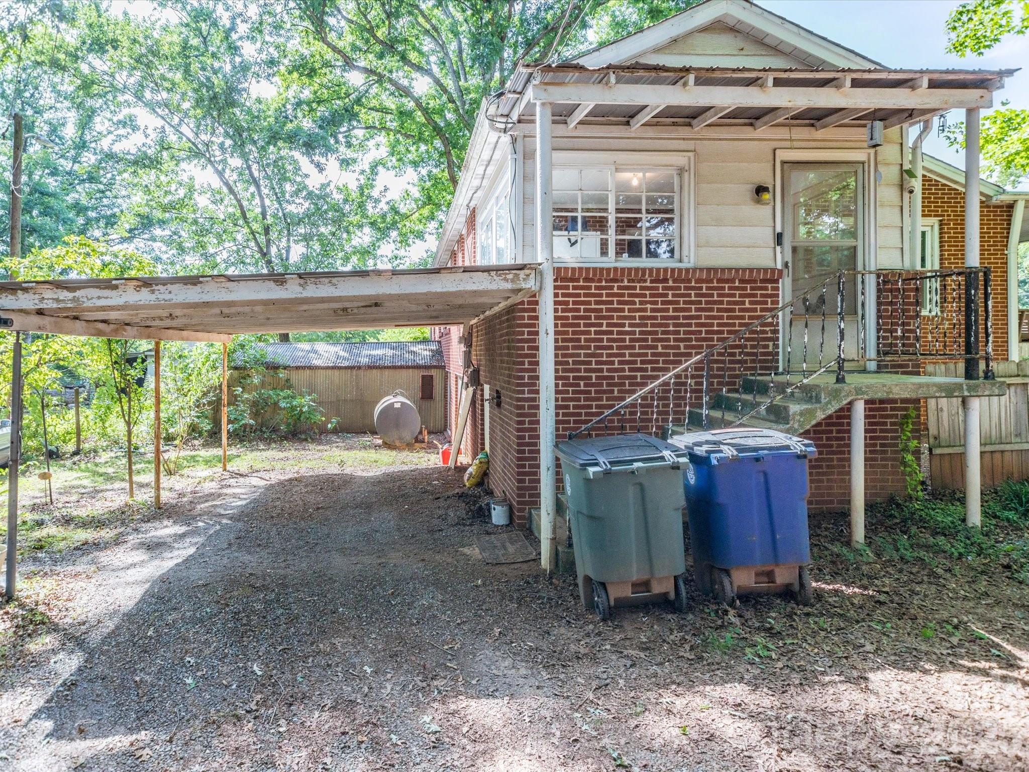 2111 Emmanuel Church Road Conover, NC 28613 - Photo 28 of 40