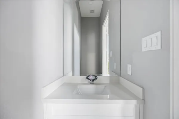 $3,000 | 708 Schwartz Street, Houston, TX 77020