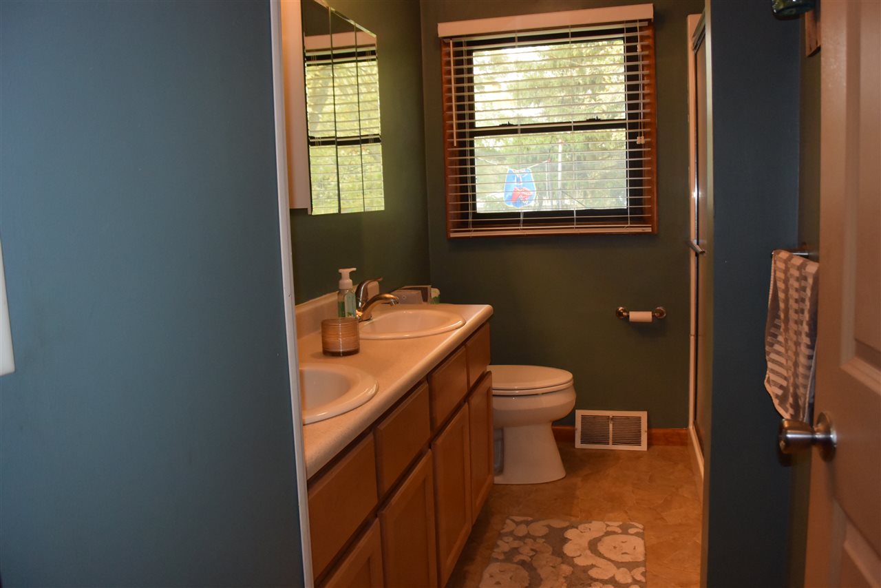 9205 Winchester Road Fort Wayne, IN 46819 - Photo 12 of 22