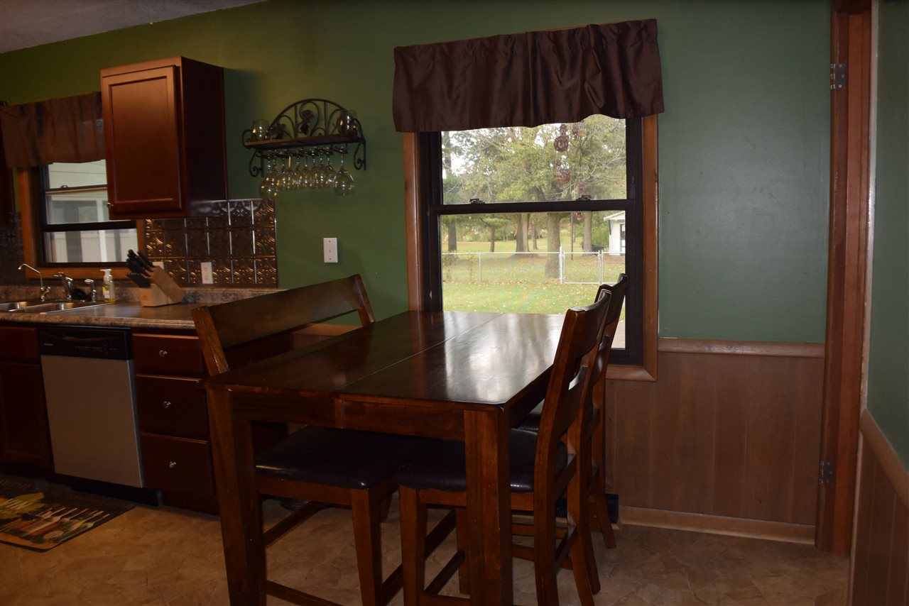 9205 Winchester Road Fort Wayne, IN 46819 - Photo 10 of 22