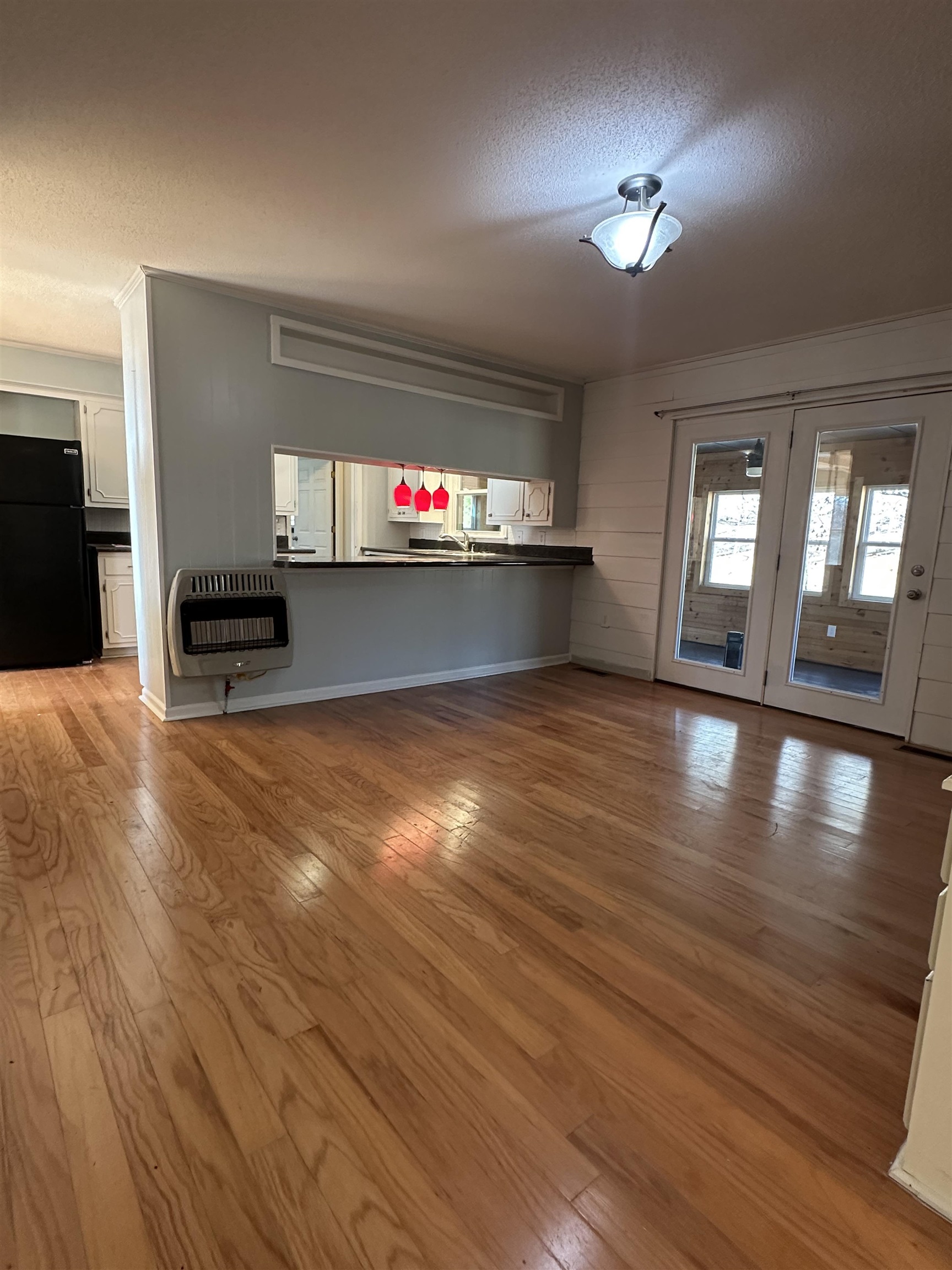 141 Pecan Street Selmer, TN 38375 - Photo 18 of 35 a view of a living room