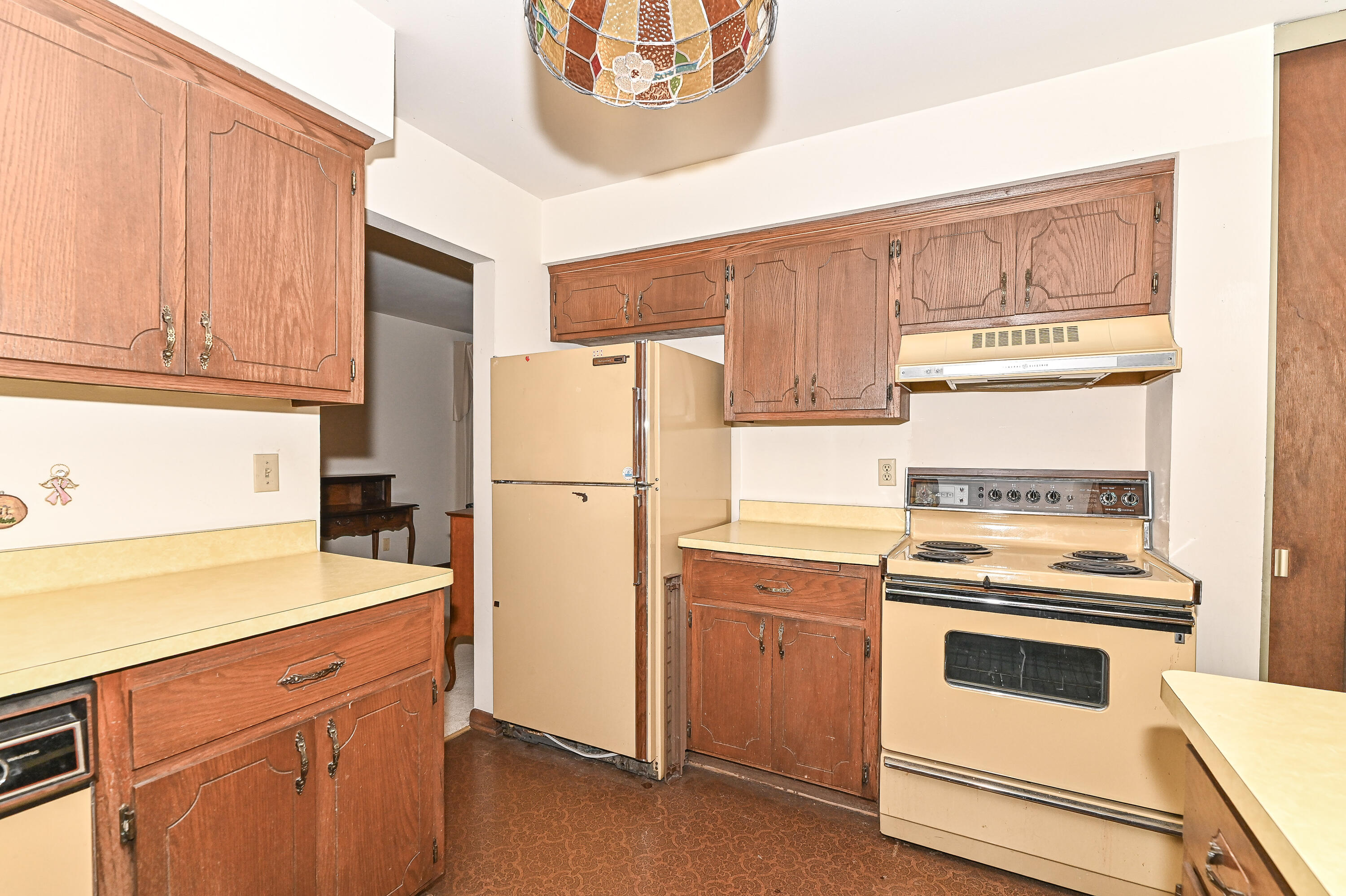 146 Perry Avenue Racine, WI 53406 - Photo 22 of 36 perry-27