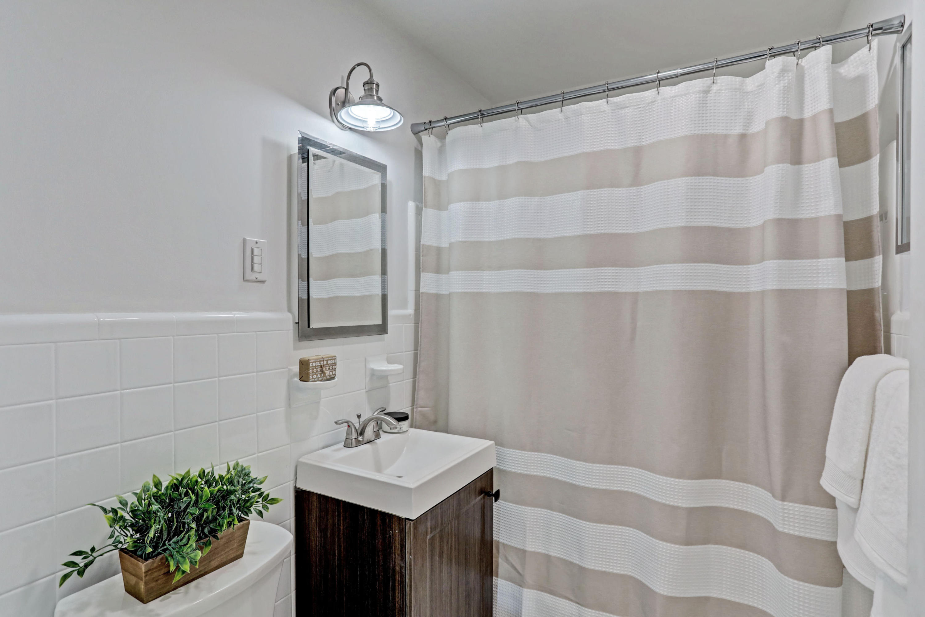 1375 Churchill Road Glen Ridge, FL 33406 - Photo 28 of 74 32_320a8043_4_5_6_7
