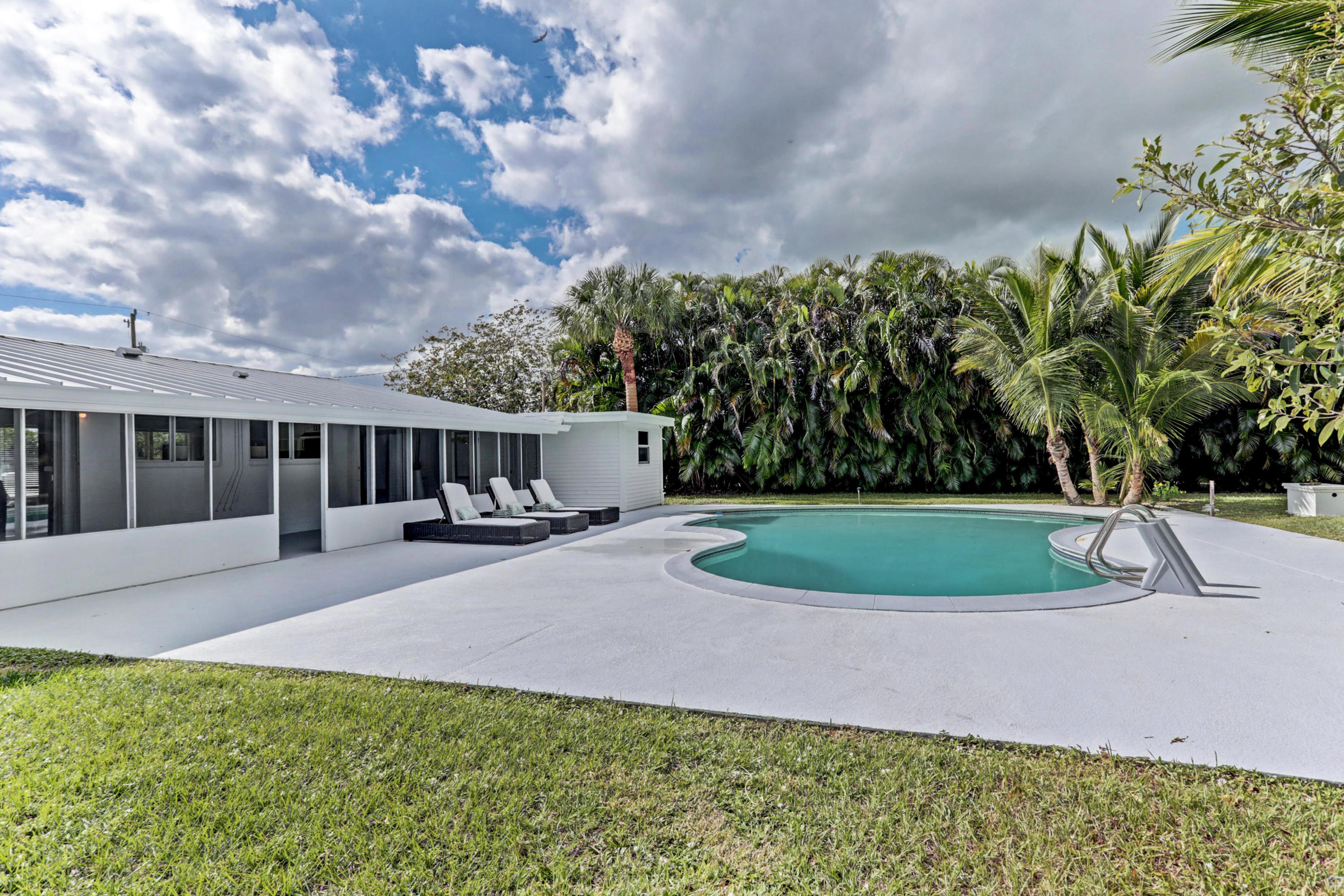1375 Churchill Road Glen Ridge, FL 33406 - Photo 52 of 74 66_320a8418_19_20_21_22