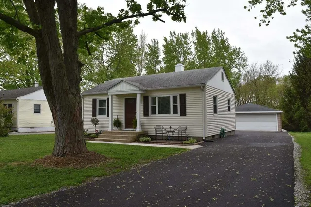 $1,600 | 351 Maple Street, Crown Point, IN 46307