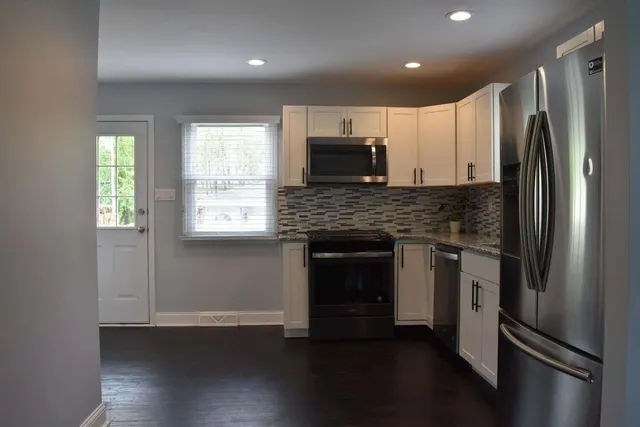 $1,600 | 351 Maple Street, Crown Point, IN 46307