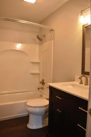 $1,600 | 351 Maple Street, Crown Point, IN 46307