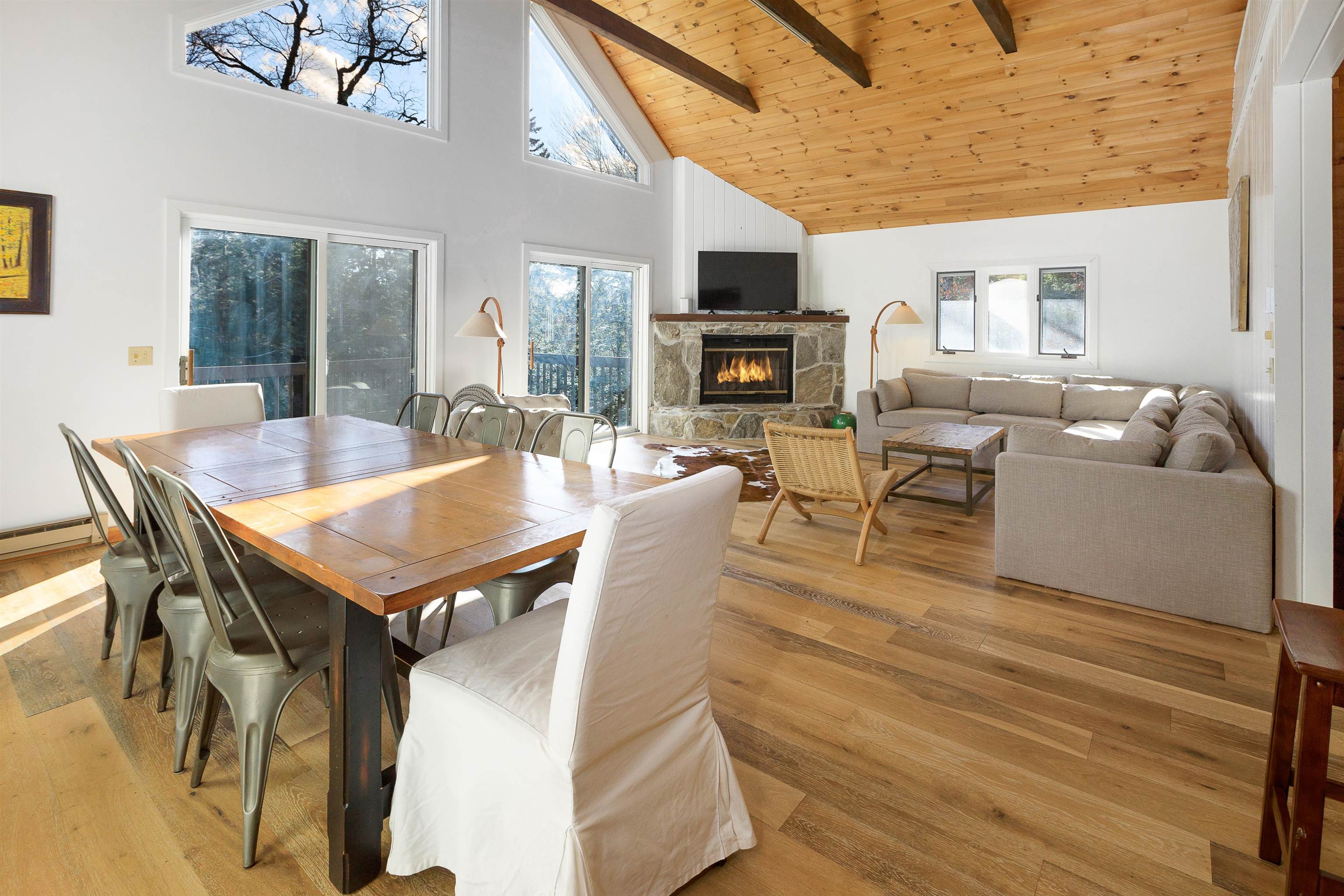 559 Forest Mountain Road Peru, VT 05152 - Photo 4 of 23