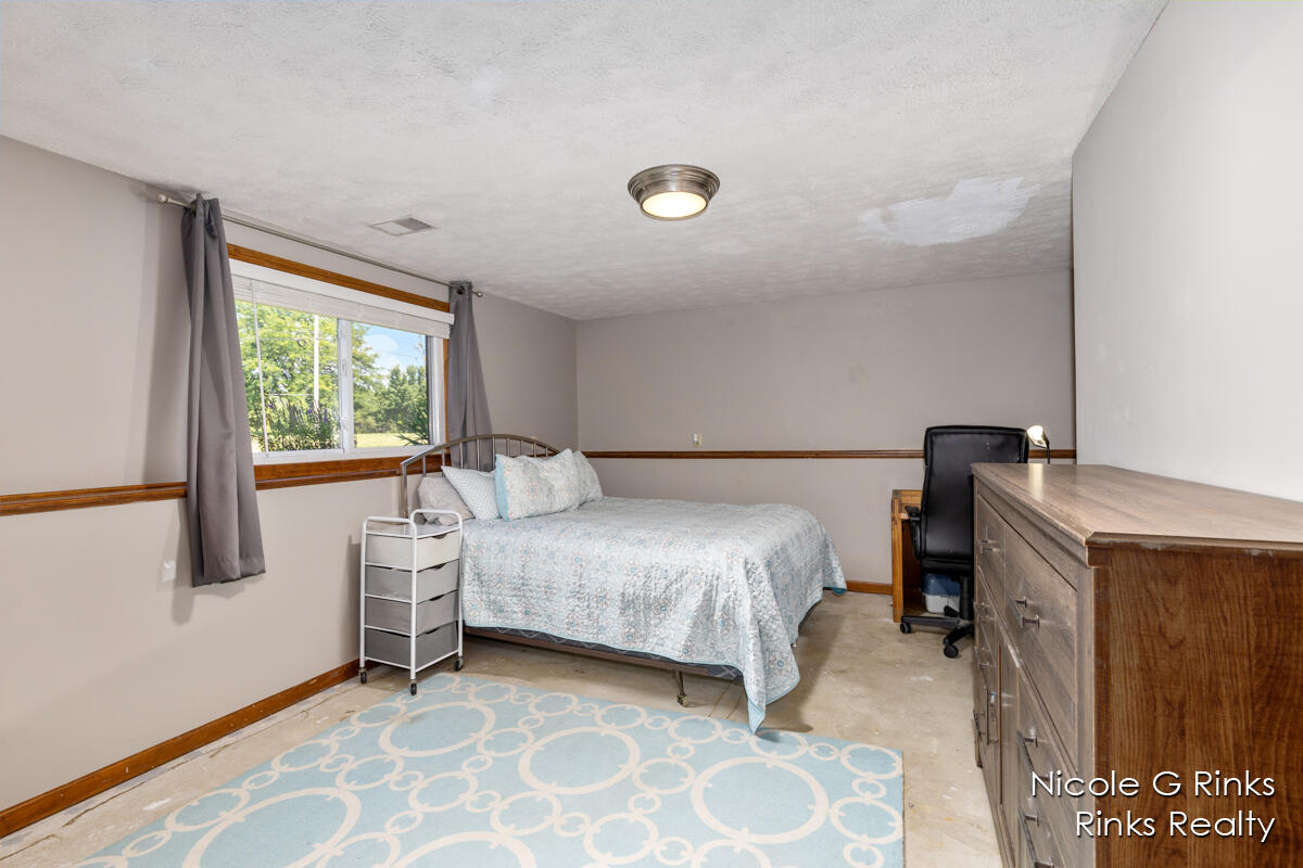 132 Riley Street Holland, MI 49424 - Photo 17 of 24 IMG_1015
